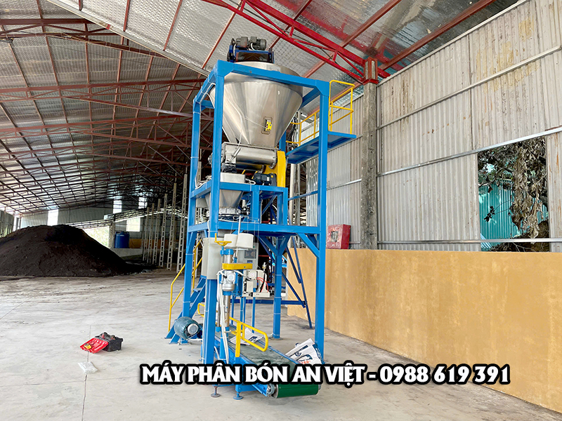 Lắp đặt cân đóng bao phân bón hữu cơ 3-5 tấn/giờ tại Tuyên Quang